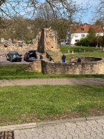 neue Sitzbänke für den Ostturm